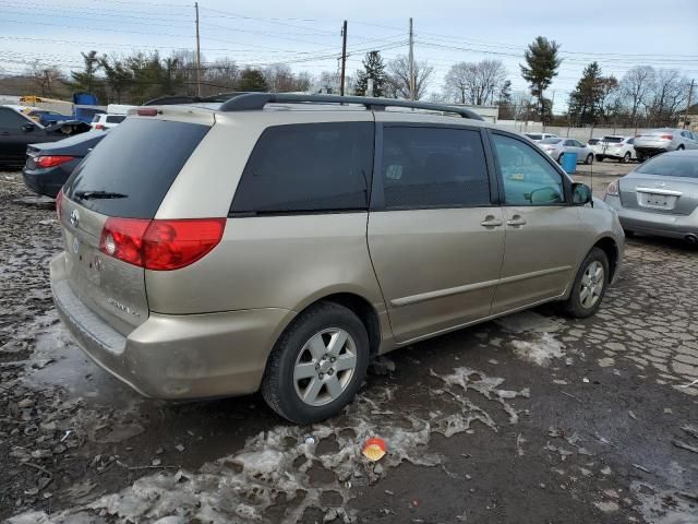 2006 Toyota Sienna CE