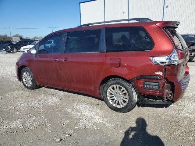 2011 Toyota Sienna XLE