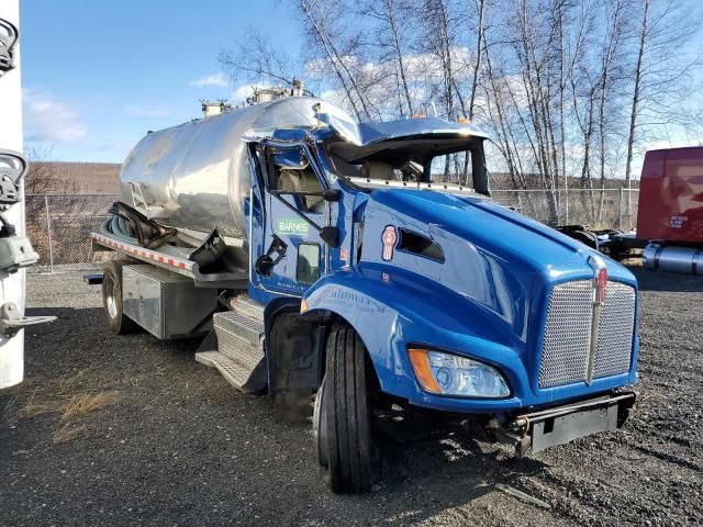 2018 Kenworth Construction T370