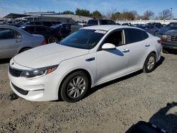 KIA Vehiculos salvage en venta: 2018 KIA Optima LX