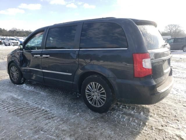 2014 Chrysler Town & Country Touring L