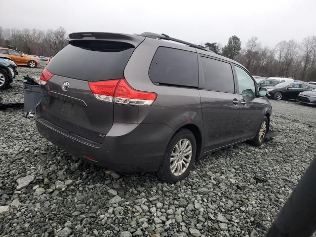 2013 Toyota Sienna XLE