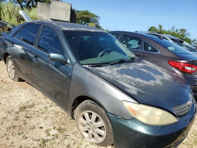 2004 Toyota Camry LE