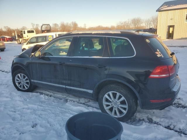 2014 Volkswagen Touareg V6