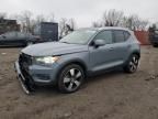 2021 Volvo XC40 T5 Momentum