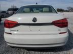 2016 Volkswagen Passat SE