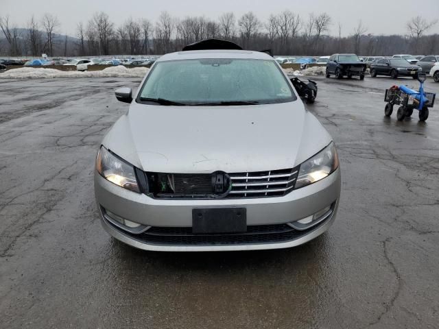 2014 Volkswagen Passat SEL