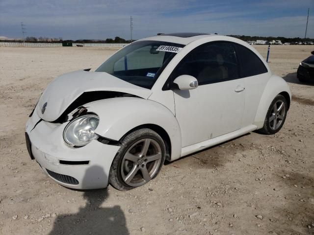 2009 Volkswagen New Beetle S