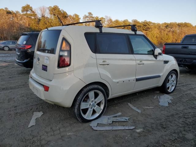 2011 KIA Soul +