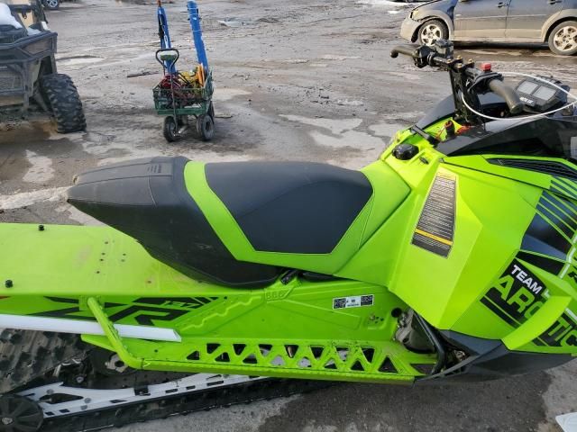 2020 Arctic Cat ZR8000