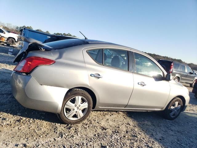 2014 Nissan Versa S