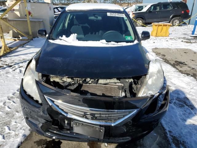 2014 Nissan Versa S