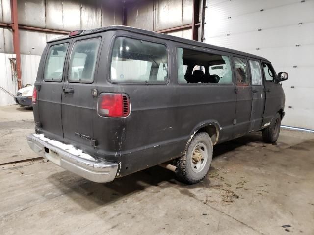 2001 Dodge RAM Wagon B3500