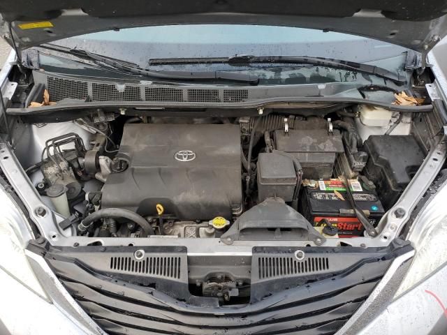 2012 Toyota Sienna LE