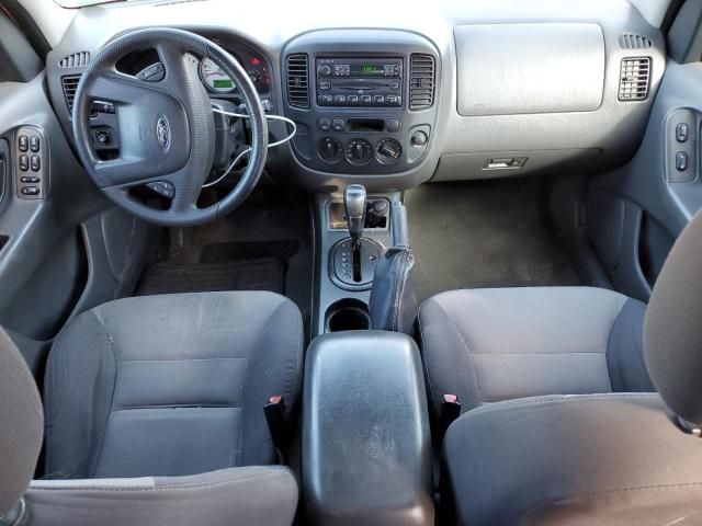 2005 Ford Escape XLS