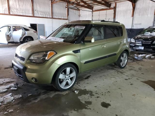 2010 KIA Soul +