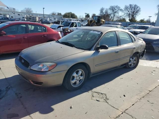 2005 Ford Taurus SE