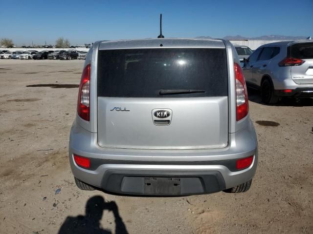 2013 KIA Soul +