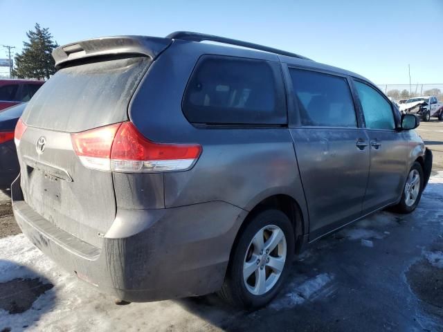 2012 Toyota Sienna LE