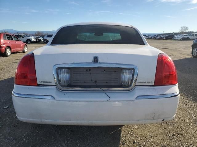 2008 Lincoln Town Car Signature Limited