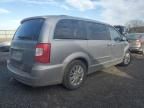 2014 Chrysler Town & Country Limited