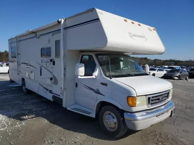 2003 Ford Econoline E450 Super Duty Cutaway Van