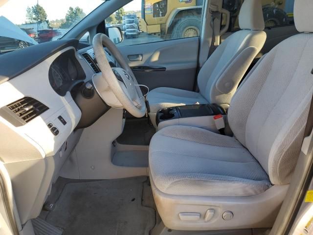 2012 Toyota Sienna LE