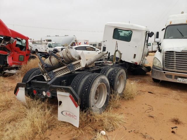 2018 Kenworth Construction T680