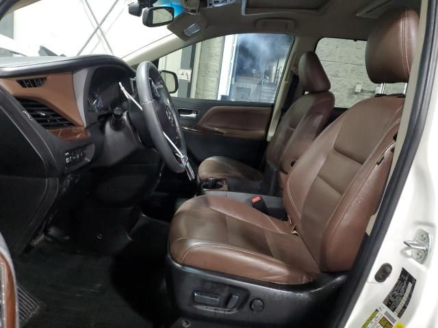 2015 Toyota Sienna XLE