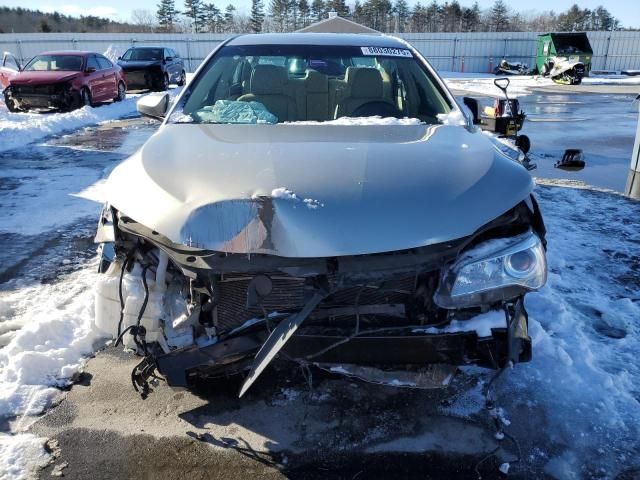 2017 Toyota Camry Hybrid