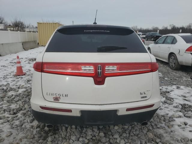 2016 Lincoln MKT