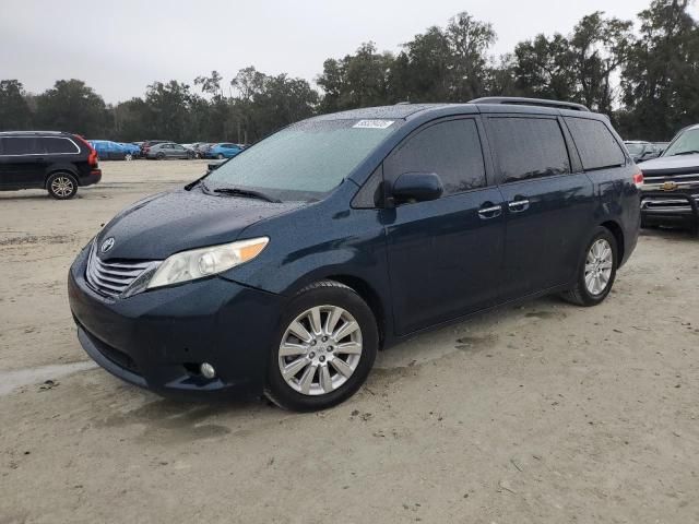 2011 Toyota Sienna XLE