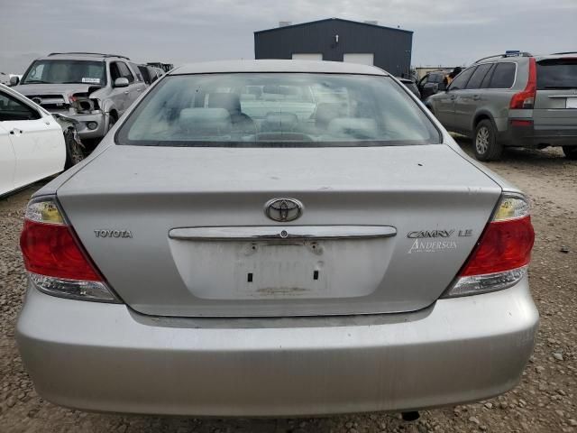 2005 Toyota Camry LE