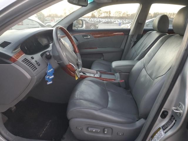 2005 Toyota Avalon XL