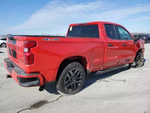 2022 Chevrolet Silverado K1500 Custom