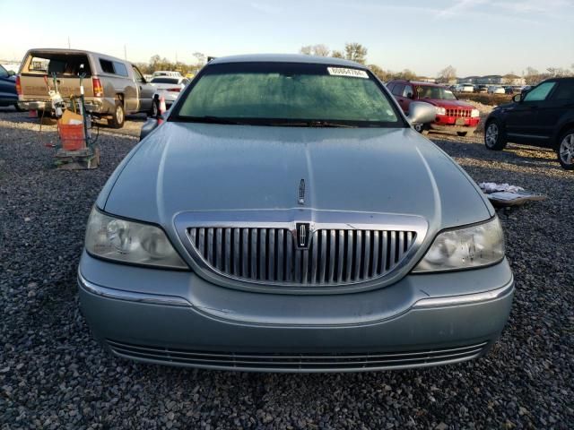 2007 Lincoln Town Car Signature