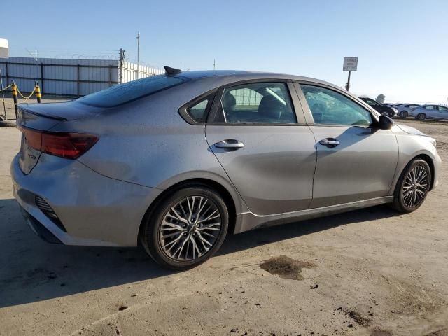 2022 KIA Forte GT Line