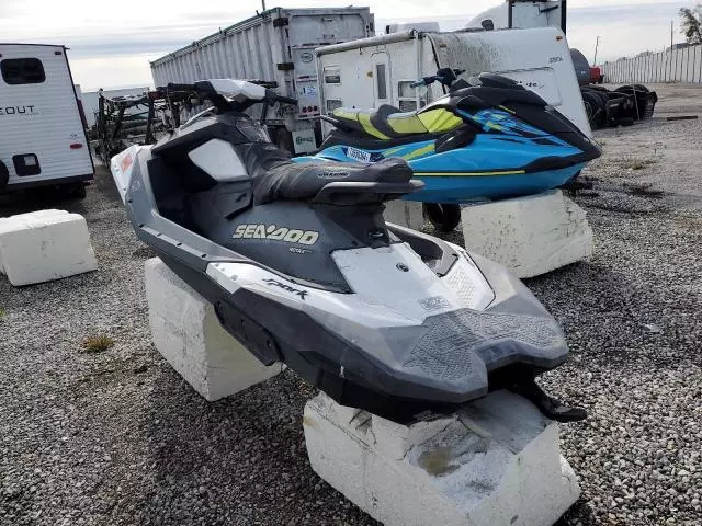 2015 ZZN Seadoo