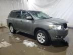 2010 Toyota Highlander SE