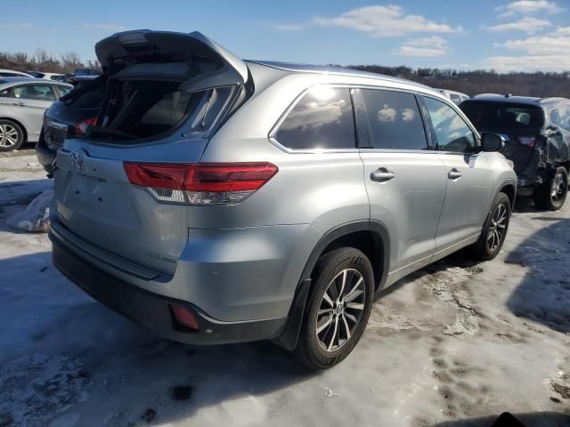 2018 Toyota Highlander SE