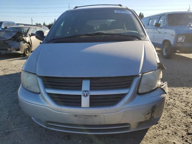 2005 Dodge Grand Caravan SE