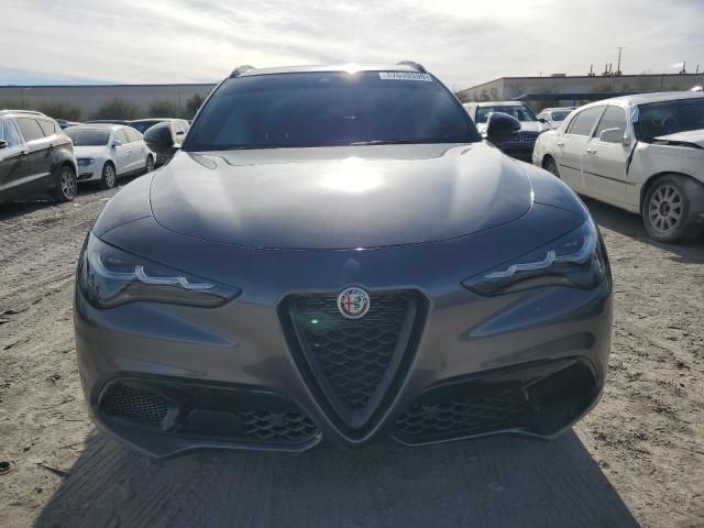 2024 Alfa Romeo Stelvio TI