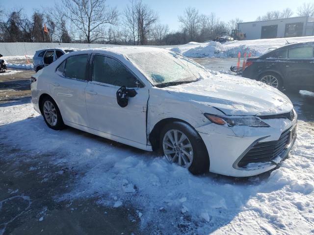 2022 Toyota Camry LE