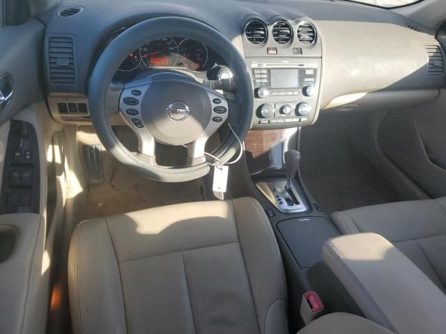 2010 Nissan Altima Base