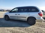 2005 Chrysler Town & Country