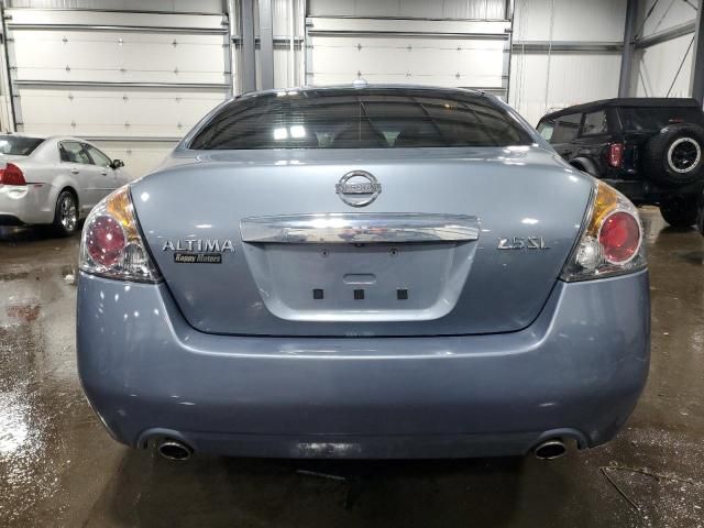 2010 Nissan Altima Base