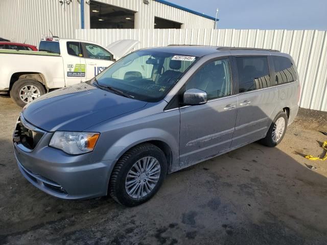 2014 Chrysler Town & Country Touring L