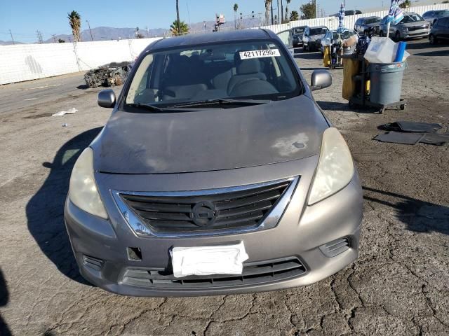 2013 Nissan Versa S