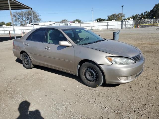 2005 Toyota Camry LE