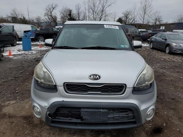 2013 KIA Soul +